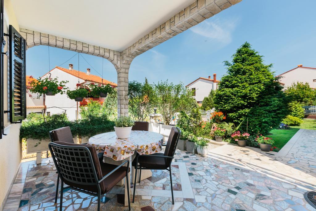 Andela Apartment Pula Chambre photo